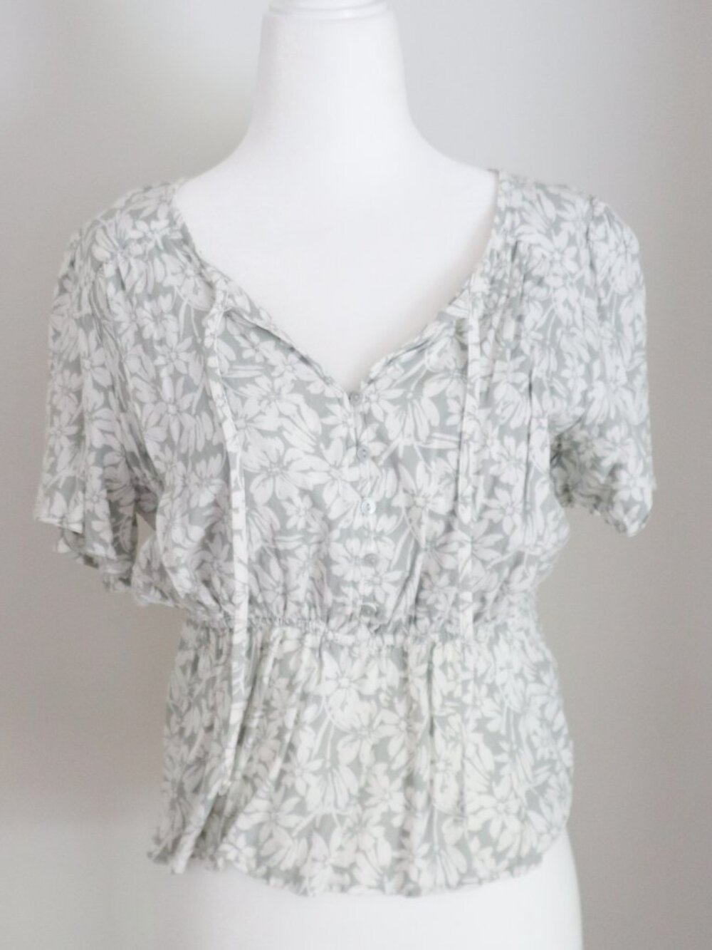 Abercrombie & Fitch Floral Top Small